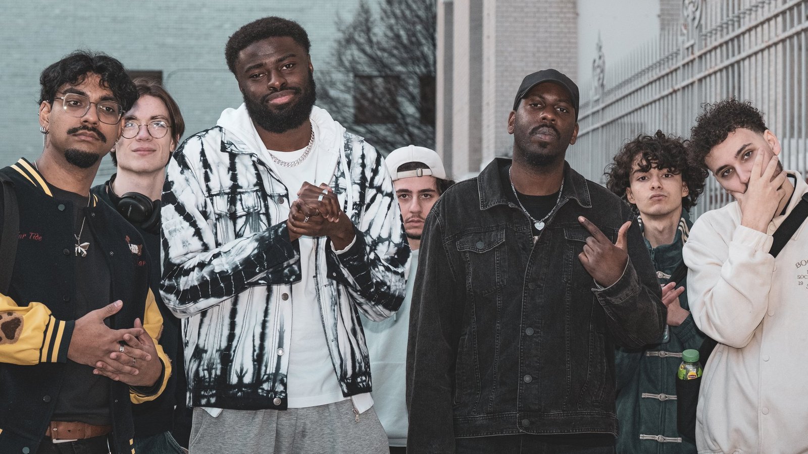 L'équipe du Bureau des Events (BDE) organisant le tounoi Paname All-Stars sur Super Smash Bros. Ultimate.