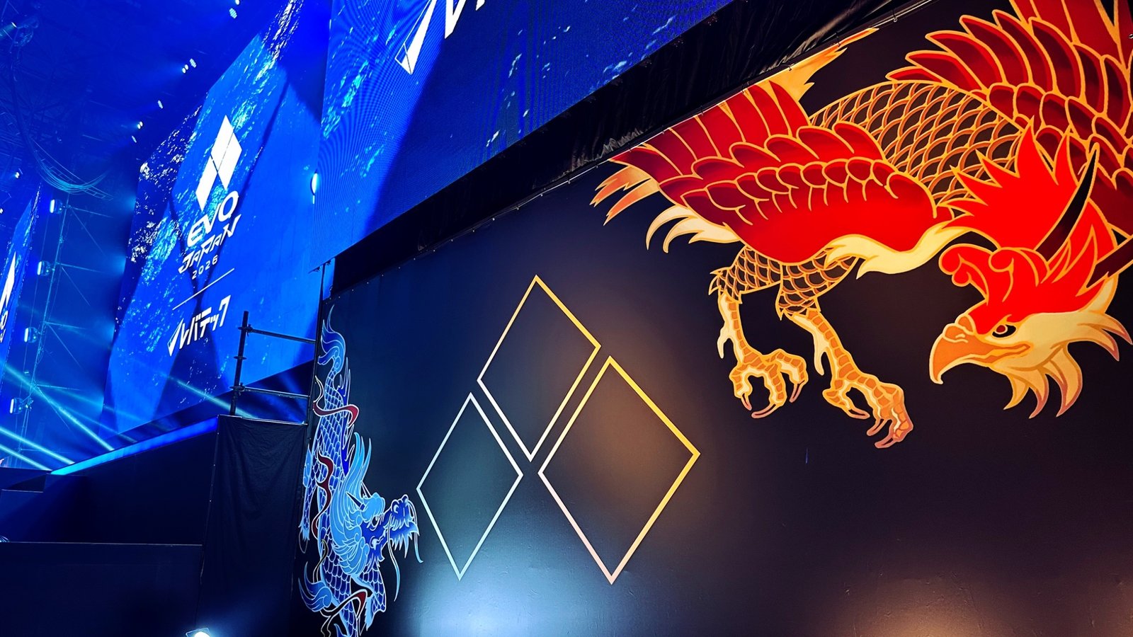 Image de couverture pour l'Evo Japan 2026, l'un des plus grands rendez-vous de jeux de combats de l'année avec plus de 10 000 participants. Crédits : @evojapan_info
