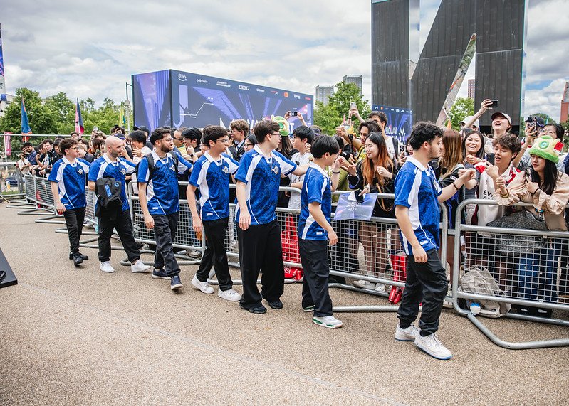 Leviatàn avant leur match face à Team Vitality, durant les Masters de Londres 2026. Crédit : Colin Young Wolff/Riot Games.