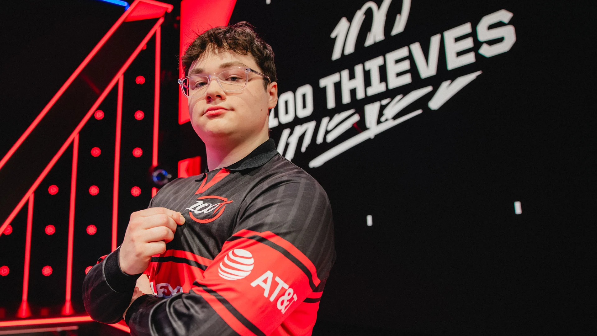 Timothée "Timotino" Lavigne Dupont, joueur Valorant de l'équipe 100 Thieves à l'EWC 2026.