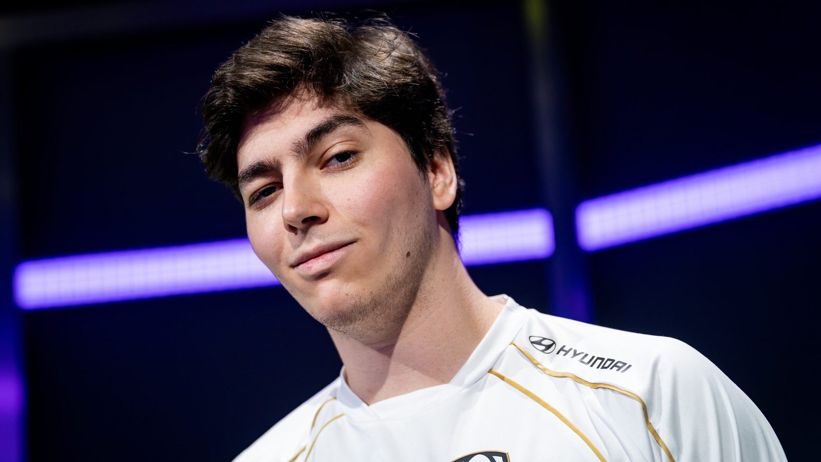 Plan sur le visage de RieNs, joueur chez Team Heretics lors du VCT EMEA Stage 2