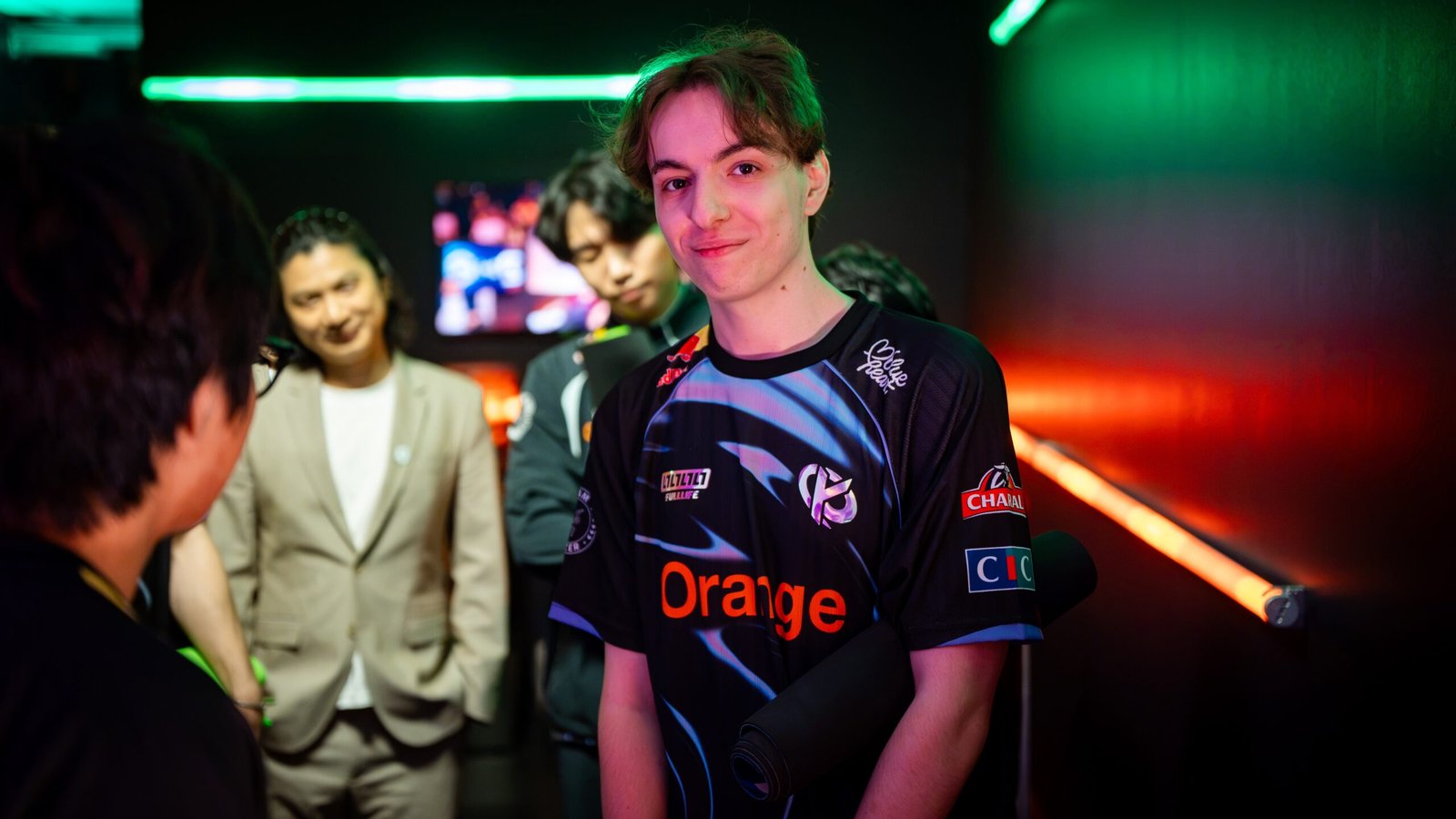 Caliste, le Petit Prince français à Berlin pour l'affrontement de KC vs NAVI du LEC Summer Split