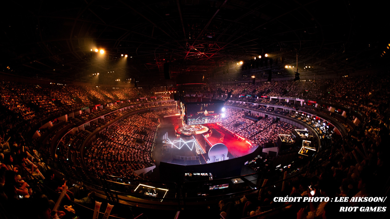 L'atmosphère des Valorant VCT Champions Tour à la Mercedes Benz Arena à Shanghai en 2026